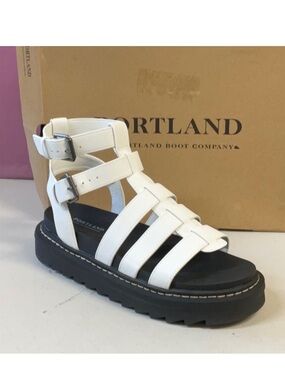 Portland NWT Gladiator Sandals 9